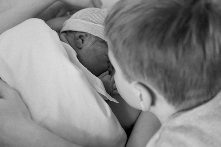 Positief bevallen - bevallen op eigen kracht - hands off bevalling - badbevalling - mooie bevallingsverhalen - bevalling derde kindje